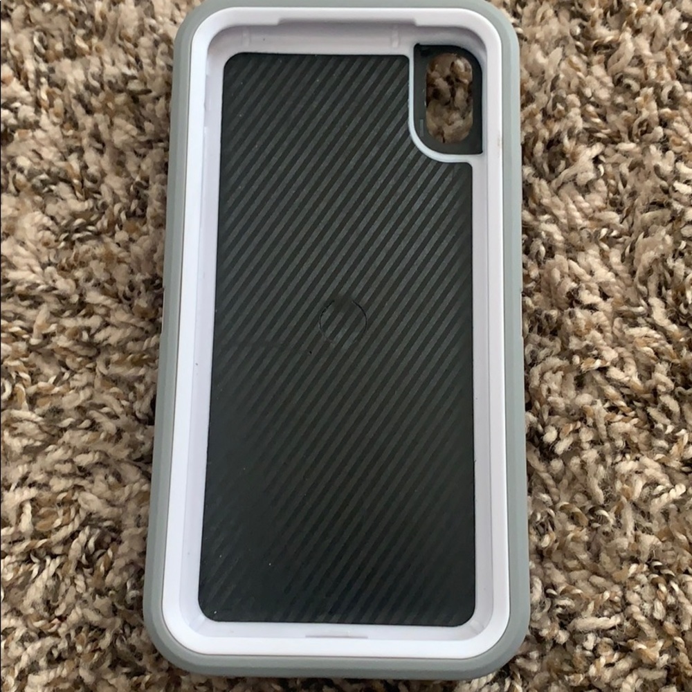 Xs case - Picture 2 of 4